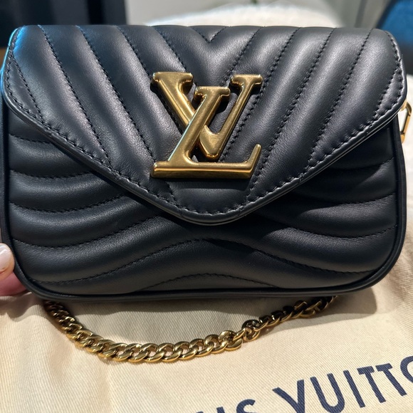 Louis Vuitton New Wave Multi-Pochette - Picture 4 of 11
